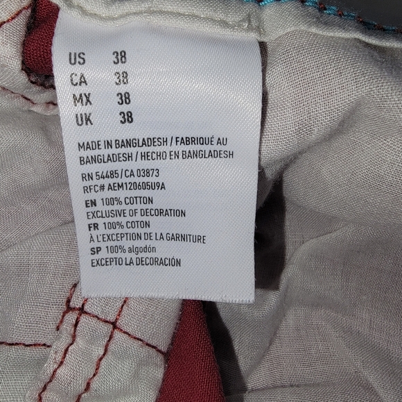 American Eagle Outfitters Red Flat Front Chino Shorts - Picture 5 of 10